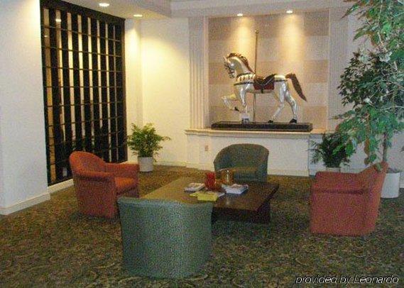 Clarion Hotel Deland Interno foto